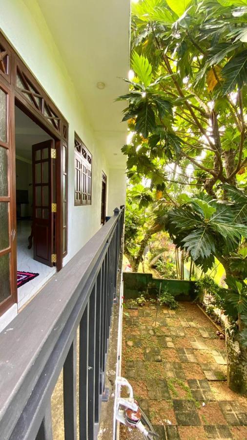 Kaumadi Villa Unawatuna Ngoại thất bức ảnh