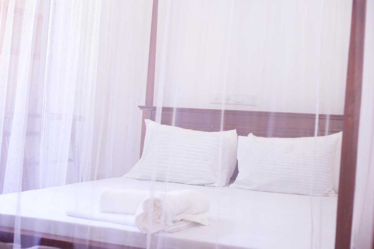 Kaumadi Villa Unawatuna Ngoại thất bức ảnh